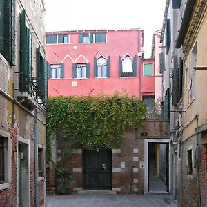 ca-centopietre.hotelinveneto.com/
